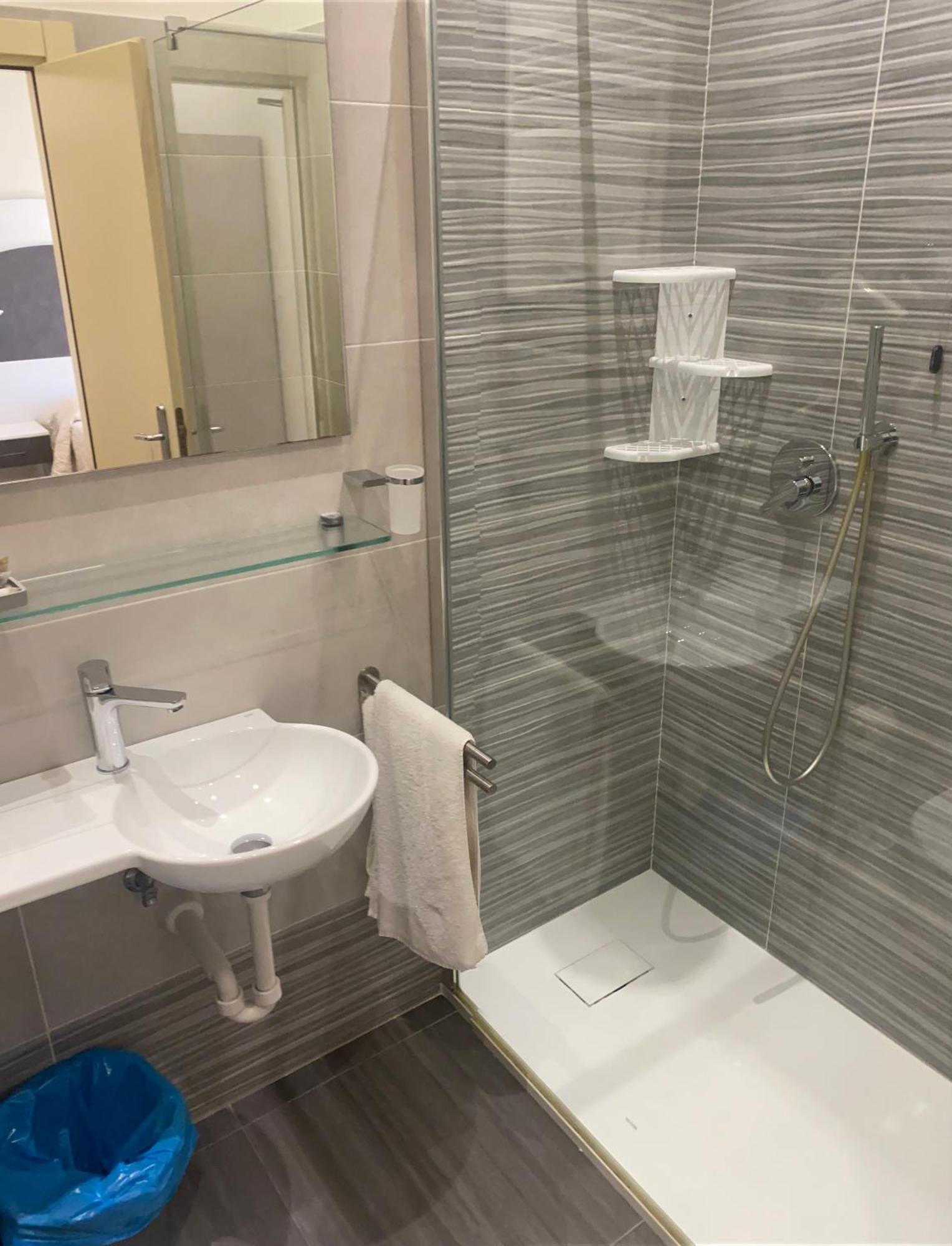 Hotel Roma Marina di Massa Eksteriør billede