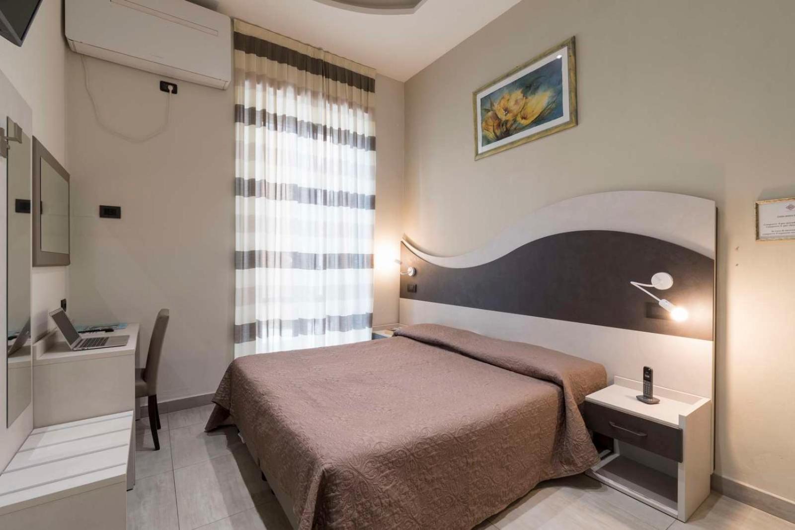 Hotel Roma Marina di Massa Eksteriør billede