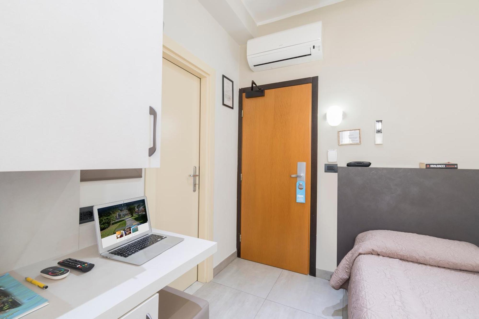 Hotel Roma Marina di Massa Eksteriør billede