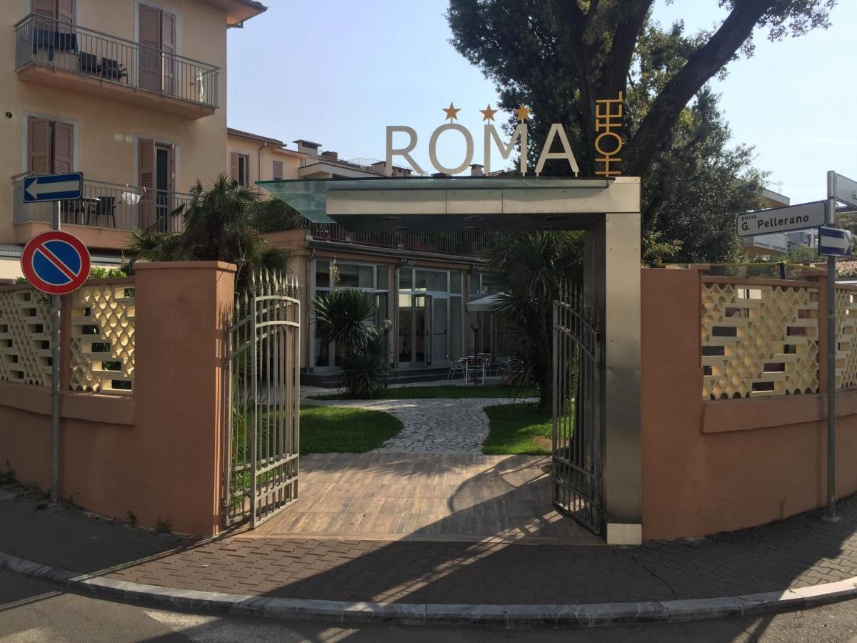 Hotel Roma Marina di Massa Eksteriør billede